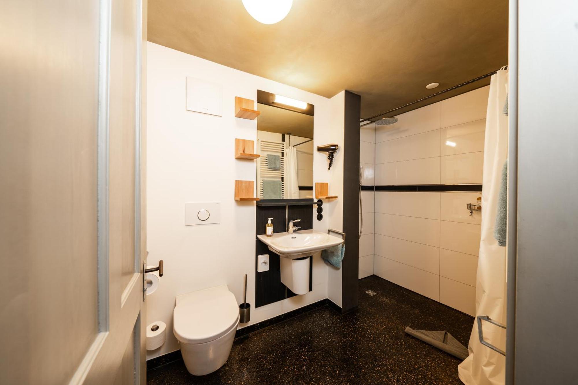 Seehotel Amtshof Langenargen Bilik gambar
